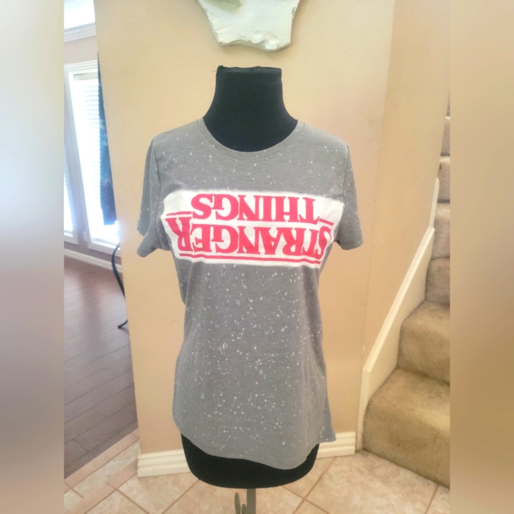 Stranger Things Shirt sz L - Picture 1 of 5